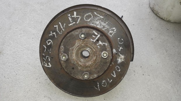 Volvo V40 Jobb Els� Csonk�llv�ny Ker�kaggyal + ABS Jelad�