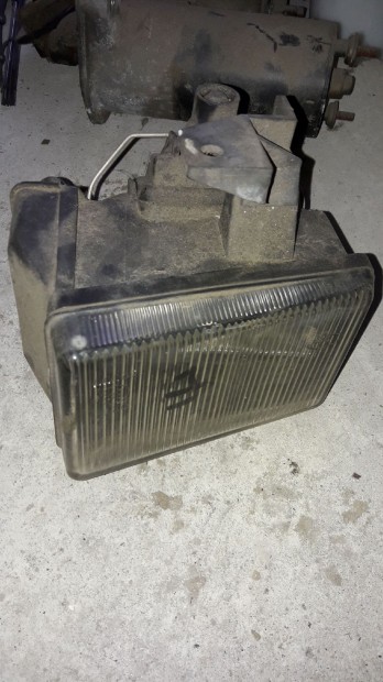 Volvo V40 Jobb Els� K�dl�mpa