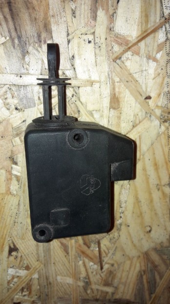 Volvo V40 K�zpontiz�r Motor