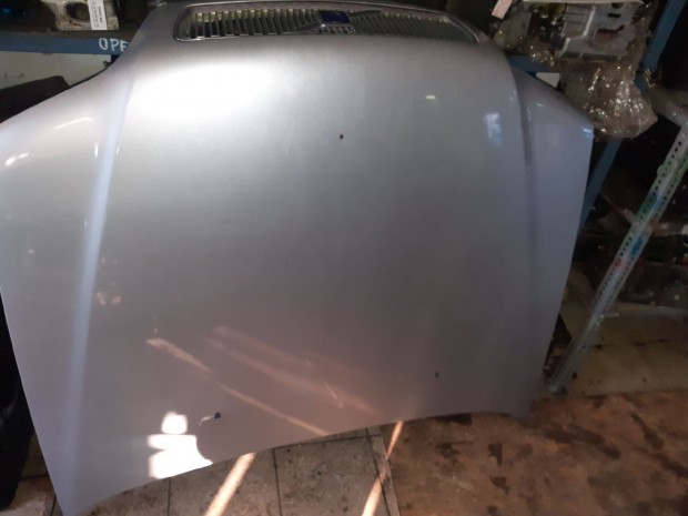 Volvo V40 Motorh�ztet�