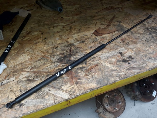 Volvo V40 Motorh�ztet� Teleszk�p