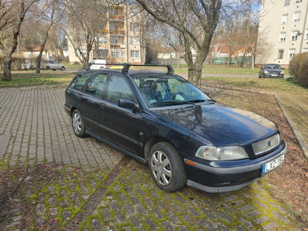 Volvo V40 elad�!