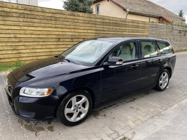 Volvo V50 1.6 D Drive Business Friss mszakival!