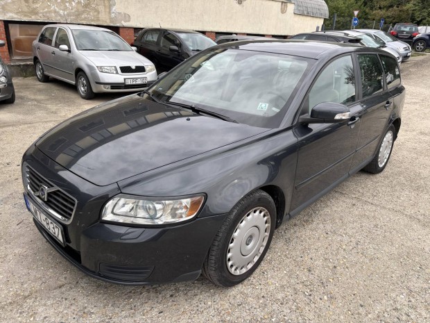 Volvo V50 2.0 D Summum Gazdaságos! Friss műszaki!
