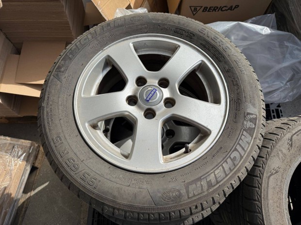 Volvo V50 alufelni 5x108 R15