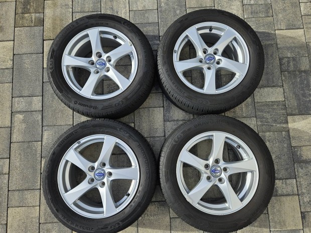 Volvo V60 16" alufelni 215/55r16 nyri gumival 