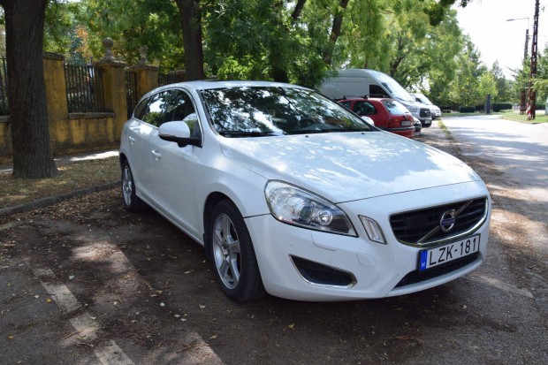 Volvo V60 D3 2.0 Summum