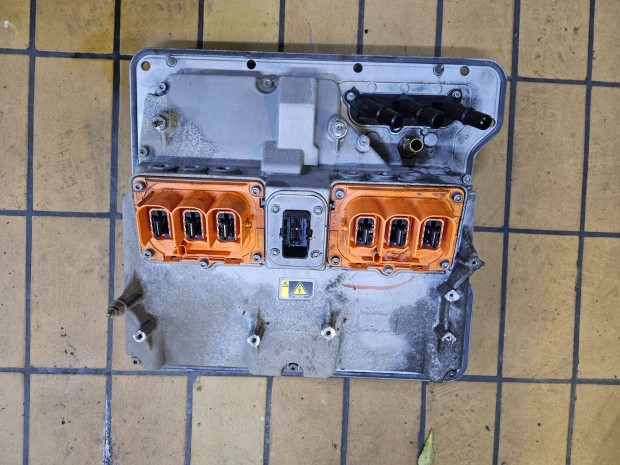 Volvo V60 Phev gyri Inverter 2013-2018 kzt gyrtott modellekhez