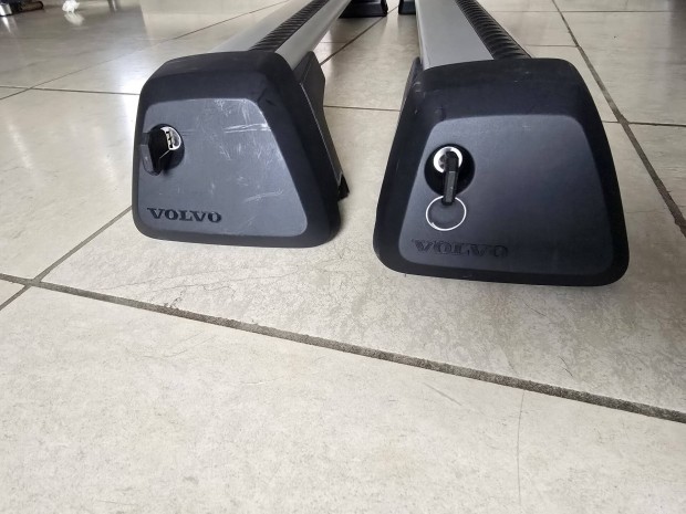 Volvo V60 '18-> gy�ri Thule tet�csomagtart�, tet� csomagtart�