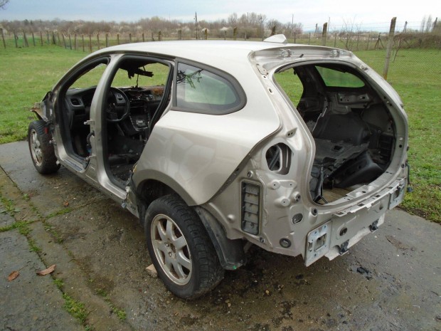 Volvo V60 képen látható állapotban eladó! 2.0 D3