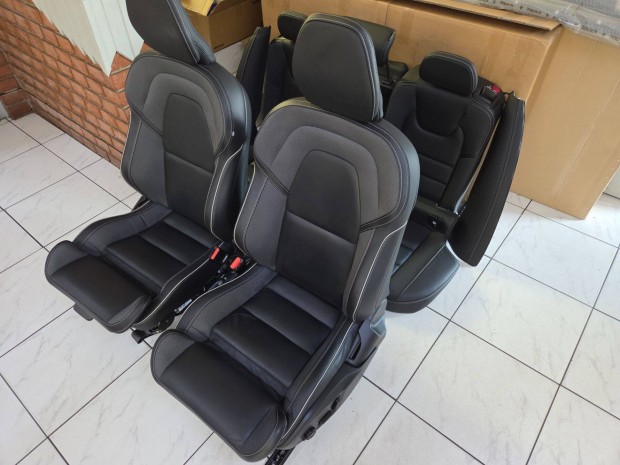Volvo V60 komplett R-Design sport ls szett 2019-2025, ajtkrpittal