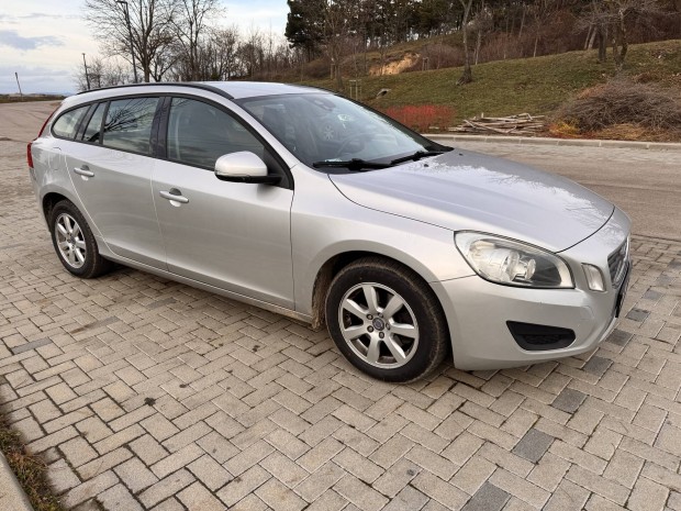 Volvo V60 magnszemlytl elad