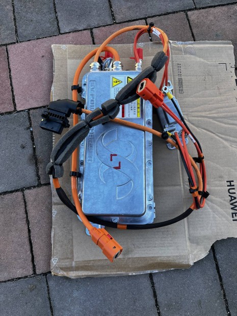 Volvo V60 vezetk nlkli tltmodul