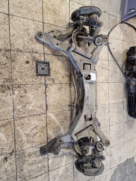 Volvo V70 00-06 H�ts� H�d T�rcsaf�kes