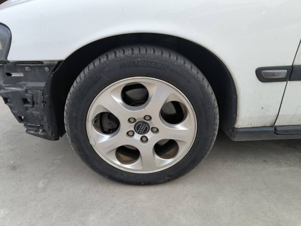 Volvo V70 16-os gy�ri alufelni 4db