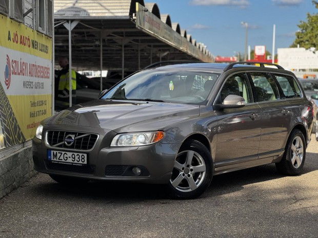 Volvo V70 2.4 D Momentum Geartronic ITT és Most...