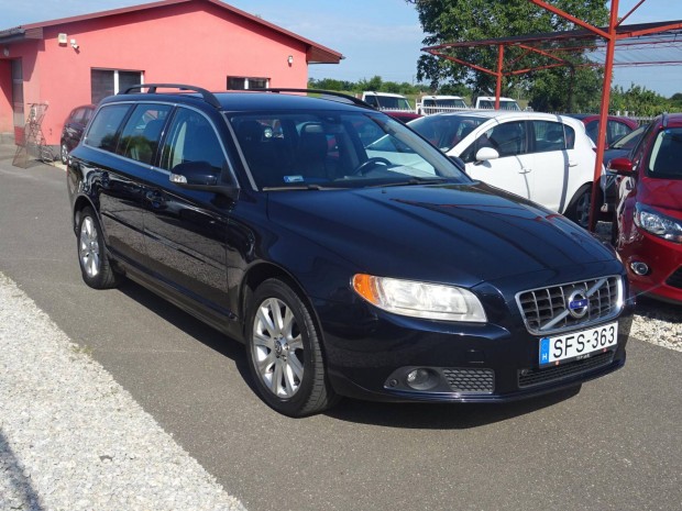 Volvo V70 2.4 D Summum Geartronic