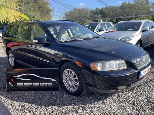 Volvo V70 2.4 Nagy Tgas kombi ids tulajdonost...