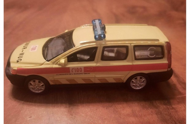 Volvo V70 Cararama autmodell 1:43