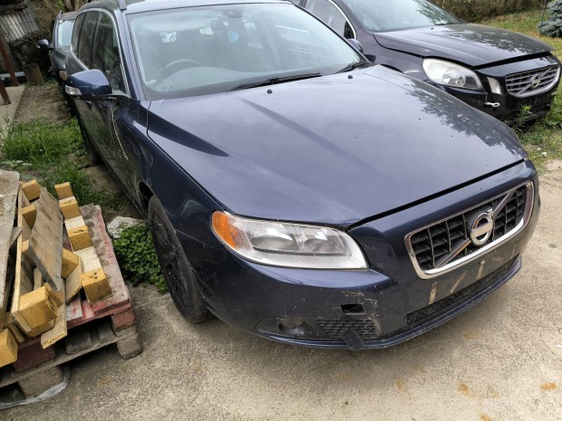 Volvo V70 III alkatrszek 