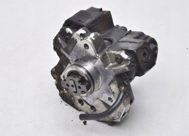 Volvo V70 II S60 I 2.4 D magasnyoms pumpa 8689590