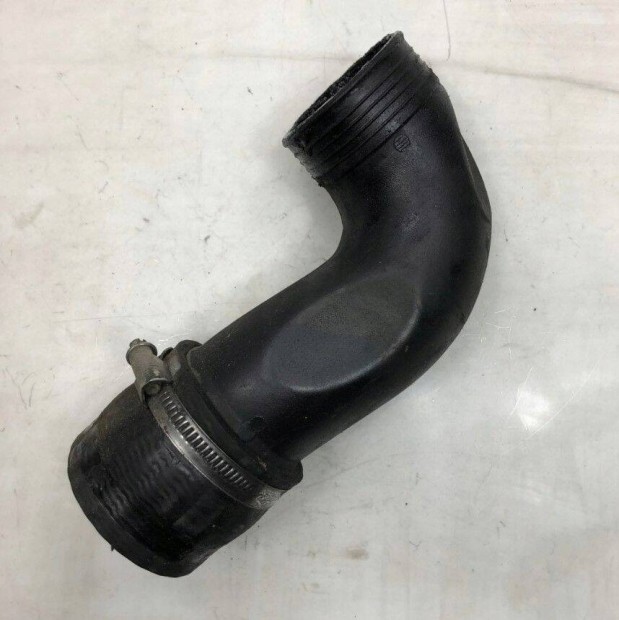 Volvo V70 S60 II XC70 III 2.0 D3 intercooler cső 31338572