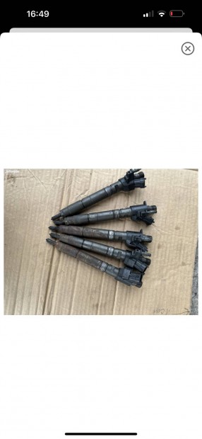 Volvo V70 XC60 S80 V60 D5 31272690 Porlaszt Injektor