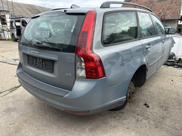 Volvo V 50 1,6 D alkatrészei eladók