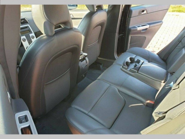 Volvo V 50 vagy S 40 bepitett gyerek lshez barna br , elad