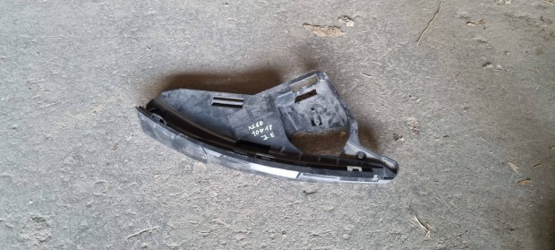 Volvo XC60 2008- Jobb első lökhárító tartó konzol 30763434