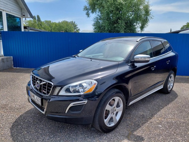 Volvo XC60 2.4 D Drive R-Design Navi Bicolor NA...
