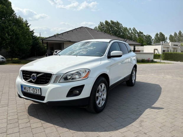 Volvo XC60 2.4 D Momentum Geartronic