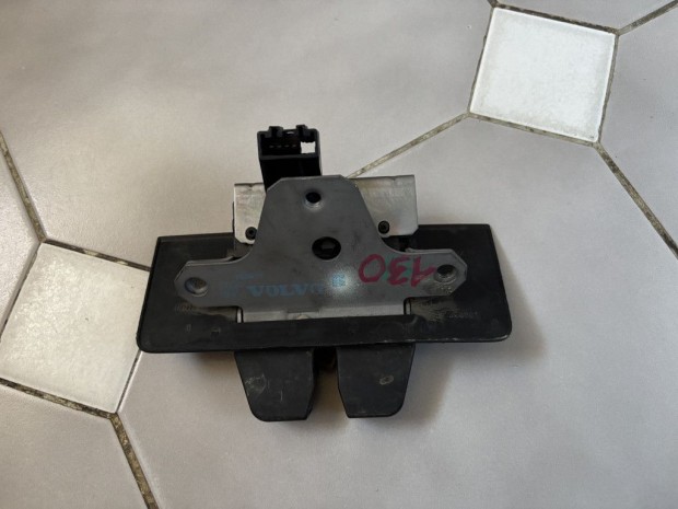 Volvo XC60 csomagtr ajt zr 31335052