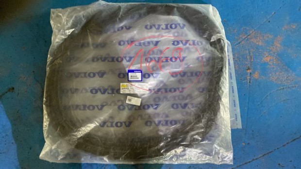 Volvo XC60 els� ajt� t�m�t�gumi 31424344 elad�