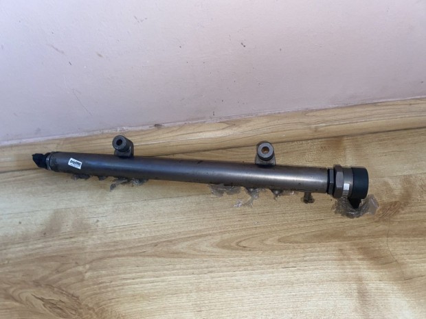 Volvo XC60 rail cső 30777759