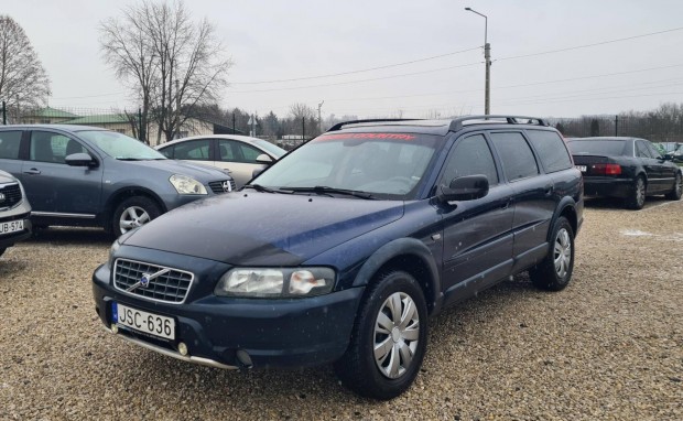 Volvo XC70 2.5 T AWD Kinetic