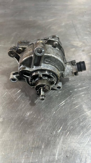 Volvo XC70 III 3 MK3 vakumszivatty