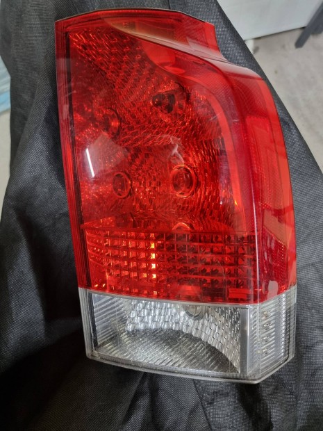 Volvo XC70 jobb hátsó lámpa.