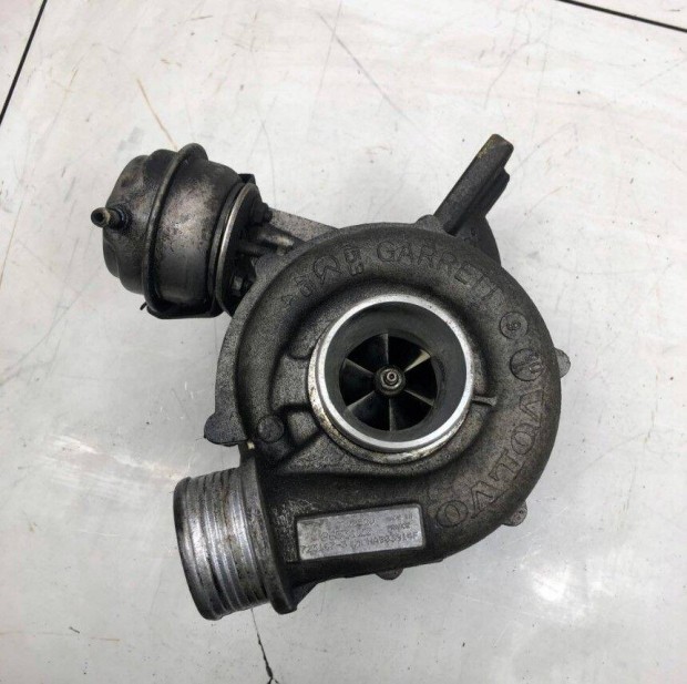 Volvo XC90 I XC70 II V70 II S80 I S60 I 2.4 D5 turbó 8653122 GT2052V