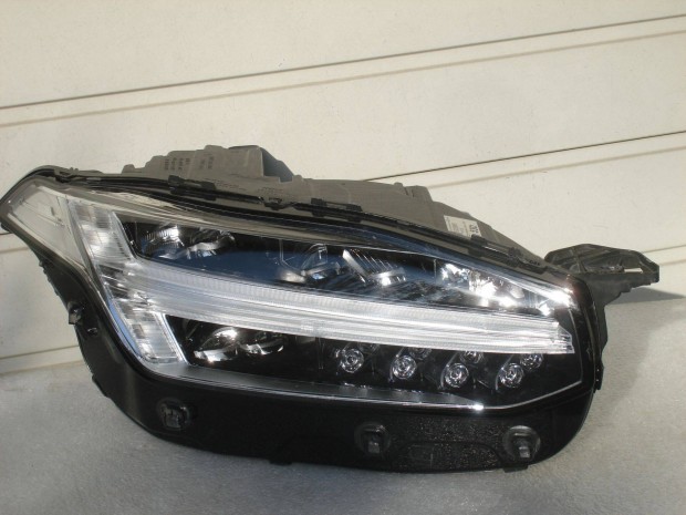 Volvo XC90 Jobb első Full Led Fényszóró 32338961 2016-tól