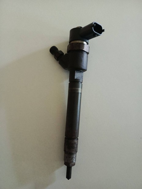 Volvo XC90 injektor porlaszt 2db D5 185LE 30750283 0445110 251