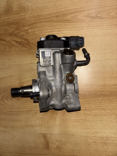 Volvo XC90 magasnyoms pumpa 31452143