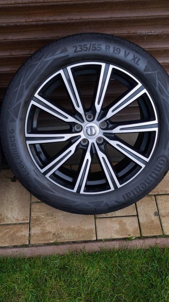Volvo  XC60 alufelni garnitra 19" 