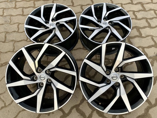Volvo alufelni 18" R! S80 ford xc90 xc60 xc40 v90 v60 alufelni 18"