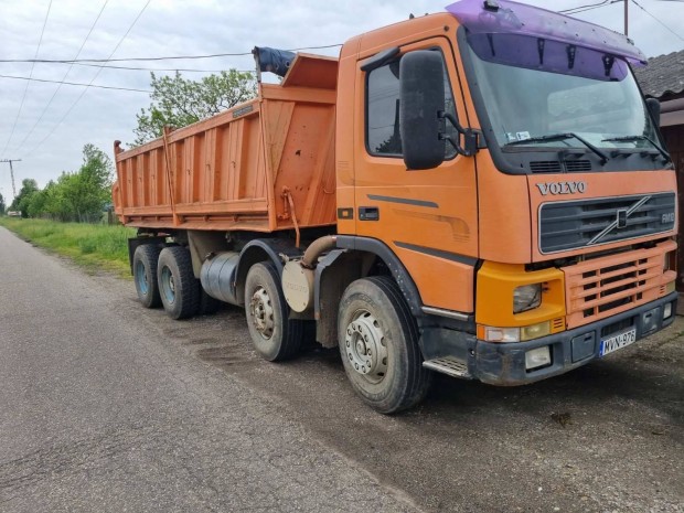 Volvo billencs