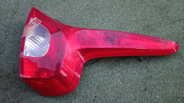 Volvo c30 jobb h�ts� gy�ri l�mpa