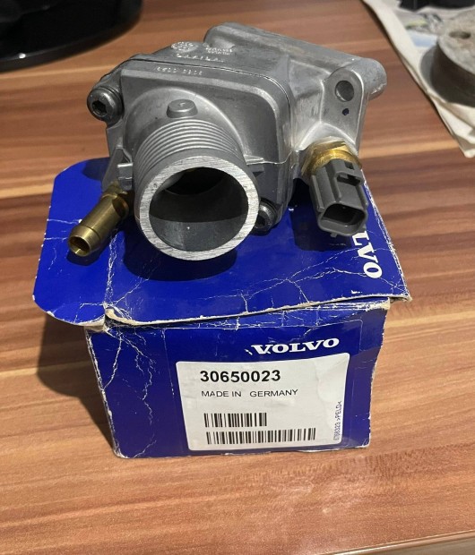 Volvo eredeti XC90 S60 V70 XC70 P2 Thermosztát ház & 30650023 8636573