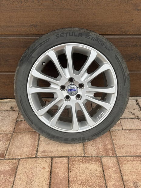 Volvo felni 18" ny�ri abroncsokkal elad� 