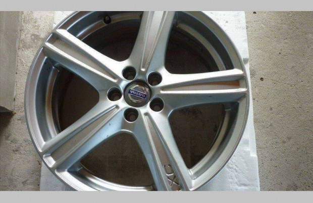 Volvo gyári R-design Alufelni R 19 5 x 108 8 J x 19 ET 49 lehet