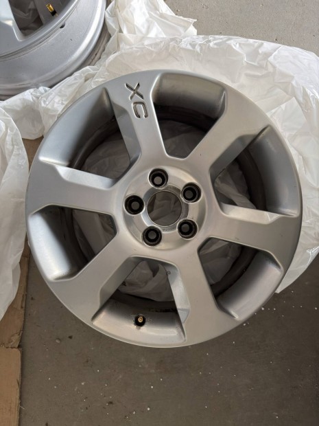 Volvo gyari XC felni 17 "